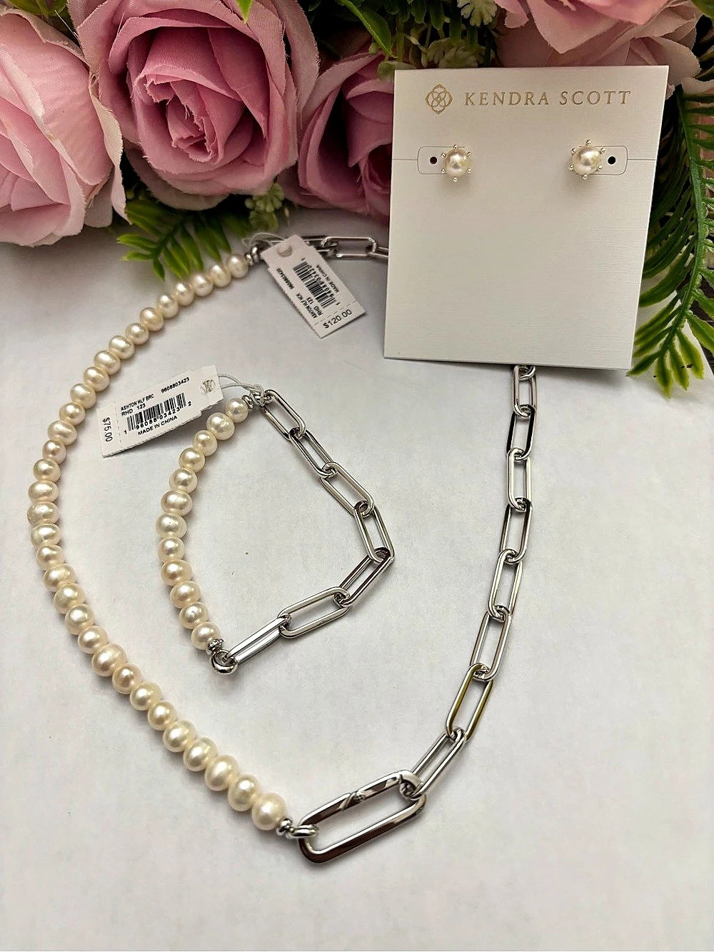 NWT Kendra Scott Ashton Necklace + earrings + bracelet in silver White pearl